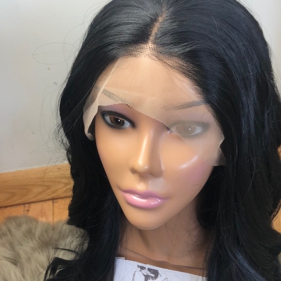 💫 24” BLACK BODY WAVY LACE FRONT WIG💫 *NWT*

🆕